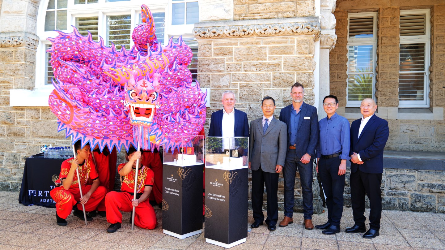 group photo with dragon dancers